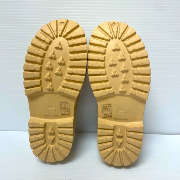 NWT Free People Karlie Buckle Clog - Picture 10 of 11